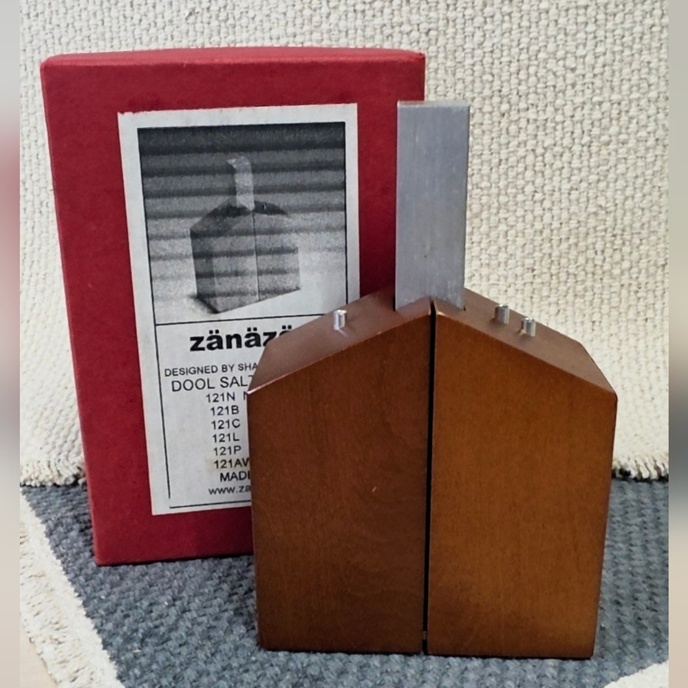 Mid-Century Modern Zanazan Dool Salt & Pepper Shakers Walnut MCM Mod Unique